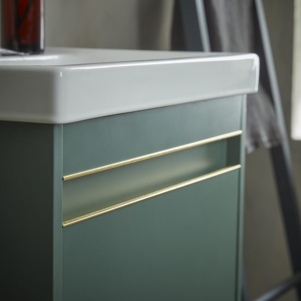 Roper Rhodes R2 Status Wall Mounted Wash Unit and Basin - Image 2