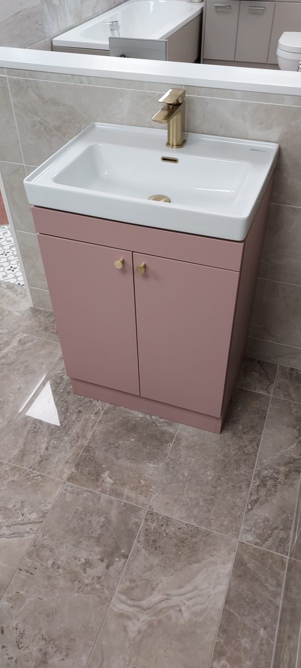 Mereway Manhattan Floorstanding Vanity Unit And Basin Mixer *TO CLEAR*