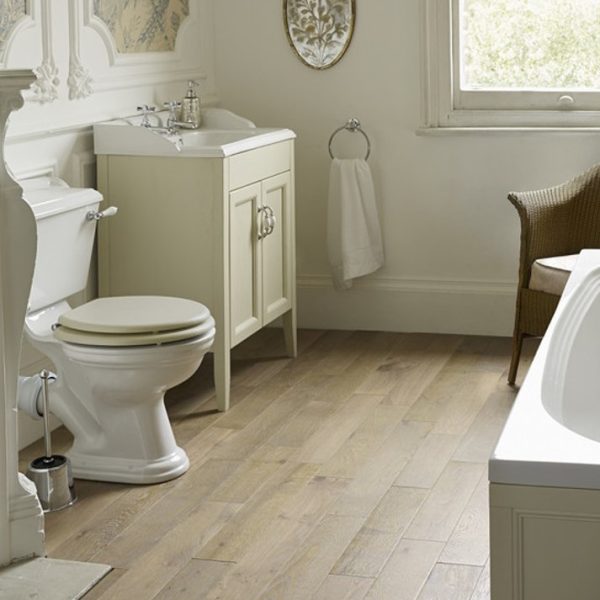 Heritage Dorchester Close Coupled WC and Landscape Cistern - Image 2