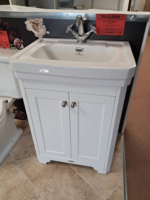 BC Designs Victrion Traditional Cabinet with Basin and Tap *TO CLEAR*