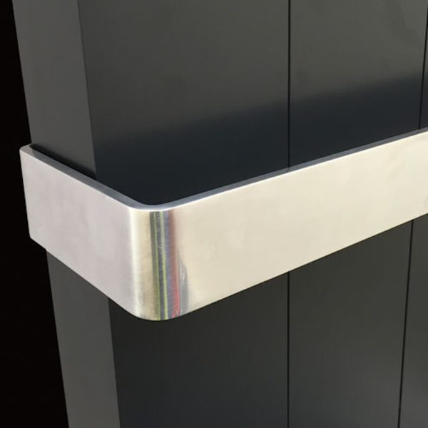 DQ Vela Vertical Rail Designer Radiator - Image 3