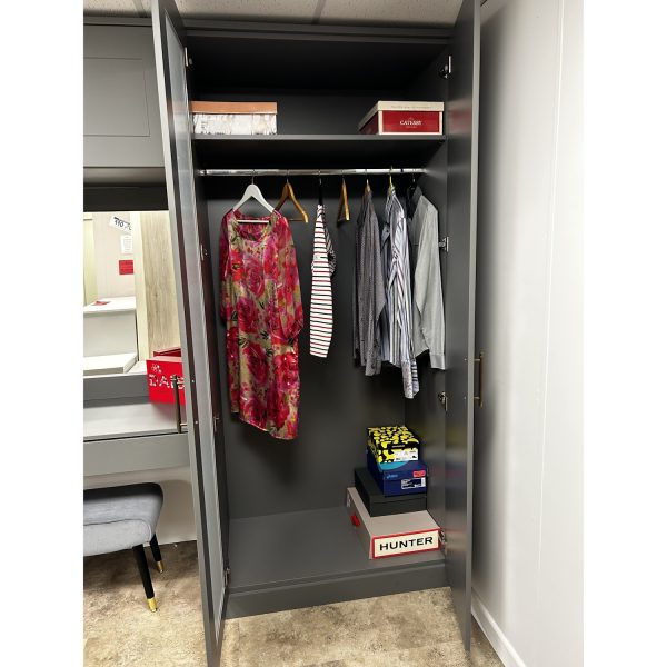 Brison Hampton Mirrored Double Wardrobe Display in Matt Onyx Grey *TO CLEAR* - Image 2