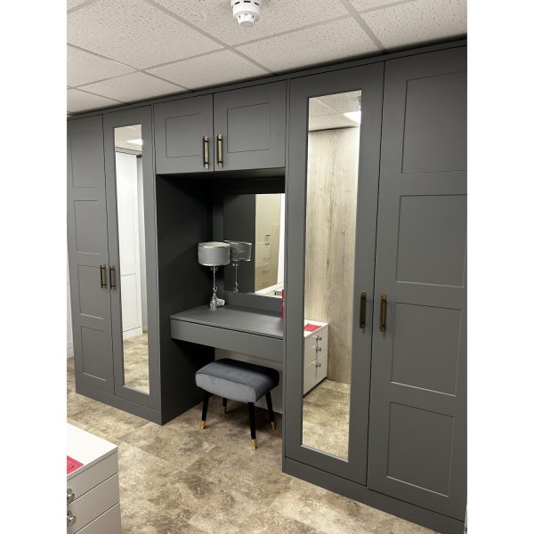 Brison Hampton Mirrored Double Wardrobe Display in Matt Onyx Grey *TO CLEAR* - Image 4