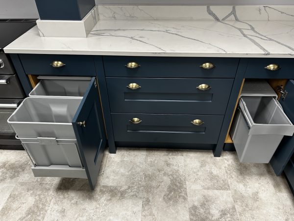 Second Nature Fitzroy Large Kitchen Display in Hartforth Blue *TO CLEAR* - Image 7
