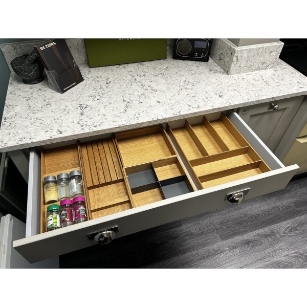 Second Nature Mornington Beaded & Shaker Kitchen Display in Stone and Porcelain - Image 8