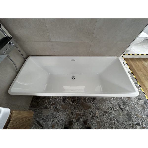 Roper Rhodes Accent Acrylic Square designed Freestanding Bath 1700mm *TO CLEAR* - Image 2