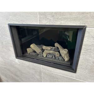 Gazco Riva 2 600 Edge 5kw Inset CF Gas Fire 134-028 with Black Reflective Glass Liners *TO CLEAR*