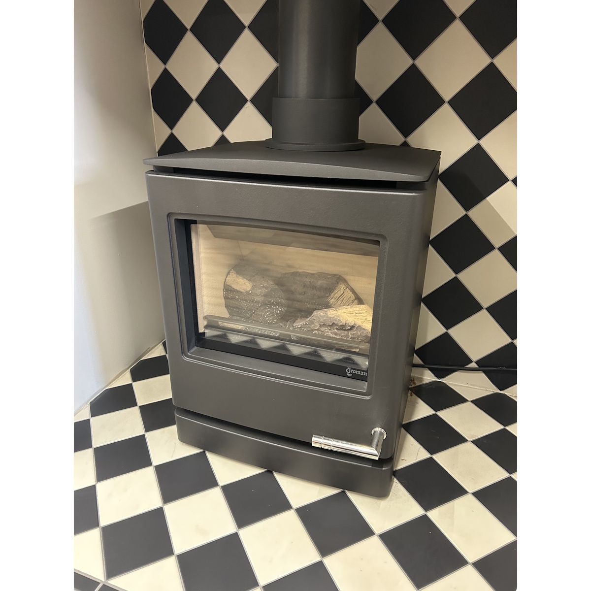 Gazco CL5 Gas Stove Matt Black Conventional Flue Log effect *SOLD* - Image 2