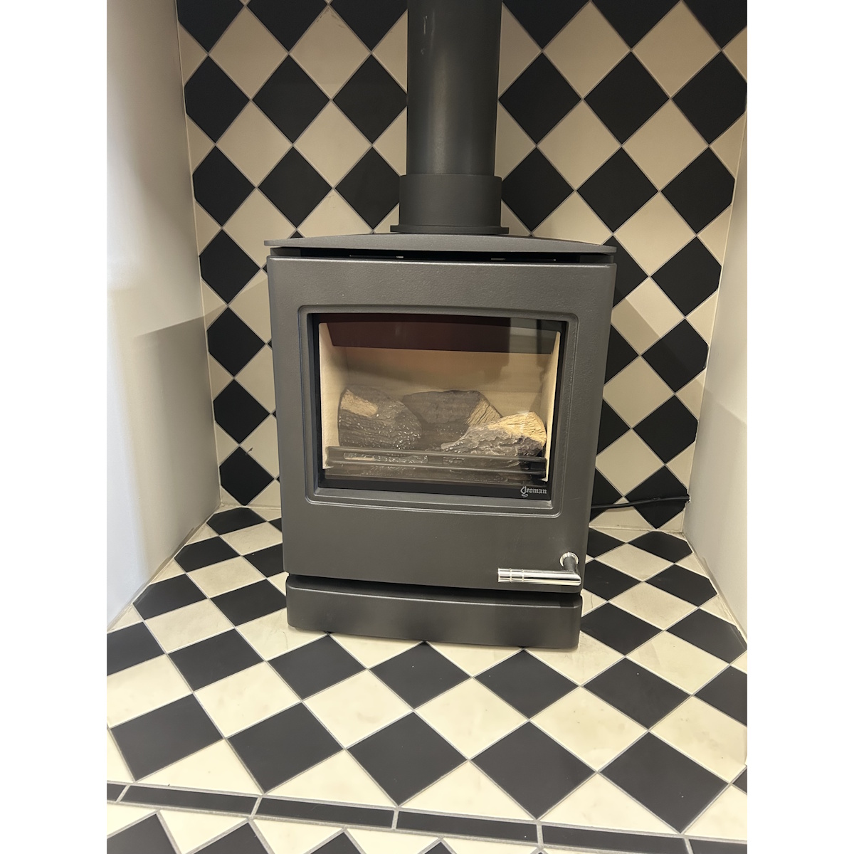 Gazco CL5 Gas Stove Matt Black Conventional Flue Log effect *SOLD*